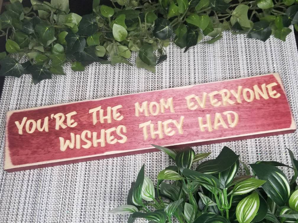 Best mom decor, wooden Mother's Day gift, mom love sign, mom sentiment decor, unique mom gift.
