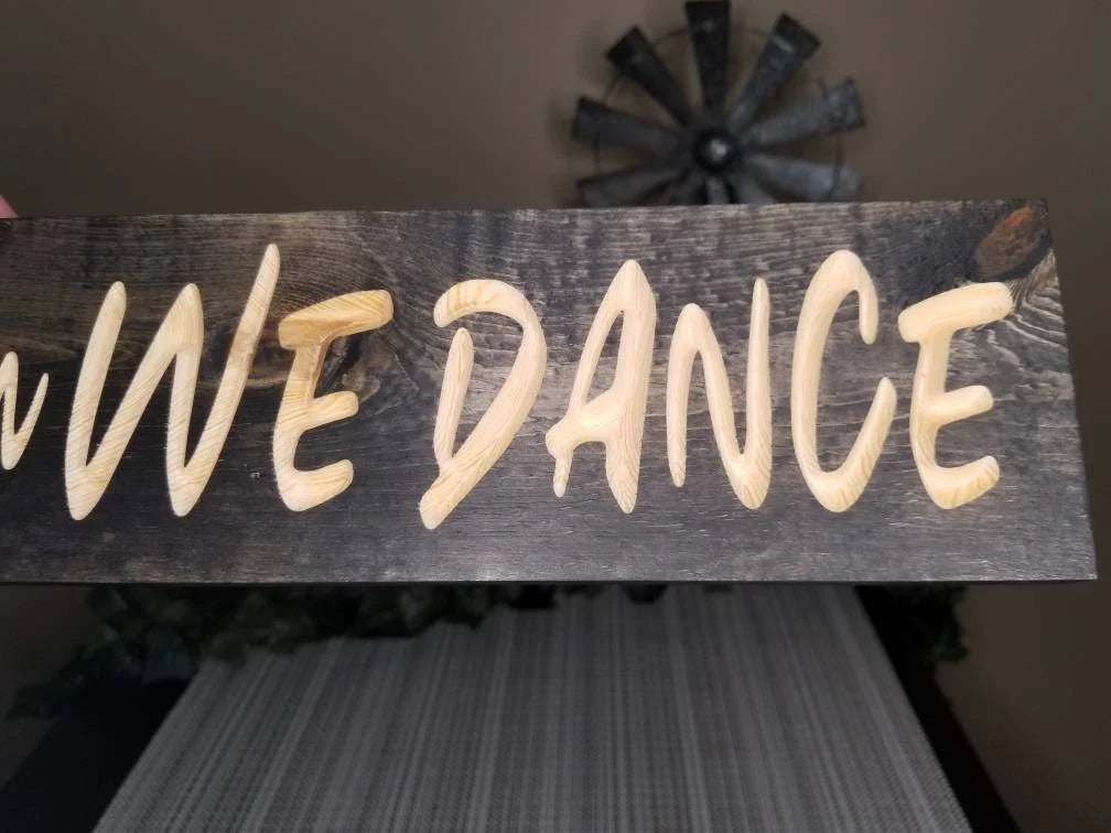 Kitchen wall plaques, kitchen gift ideas, kitchen decorations, decorative sign for dancing kitchen, farmhouse kitchen wall quotes.
