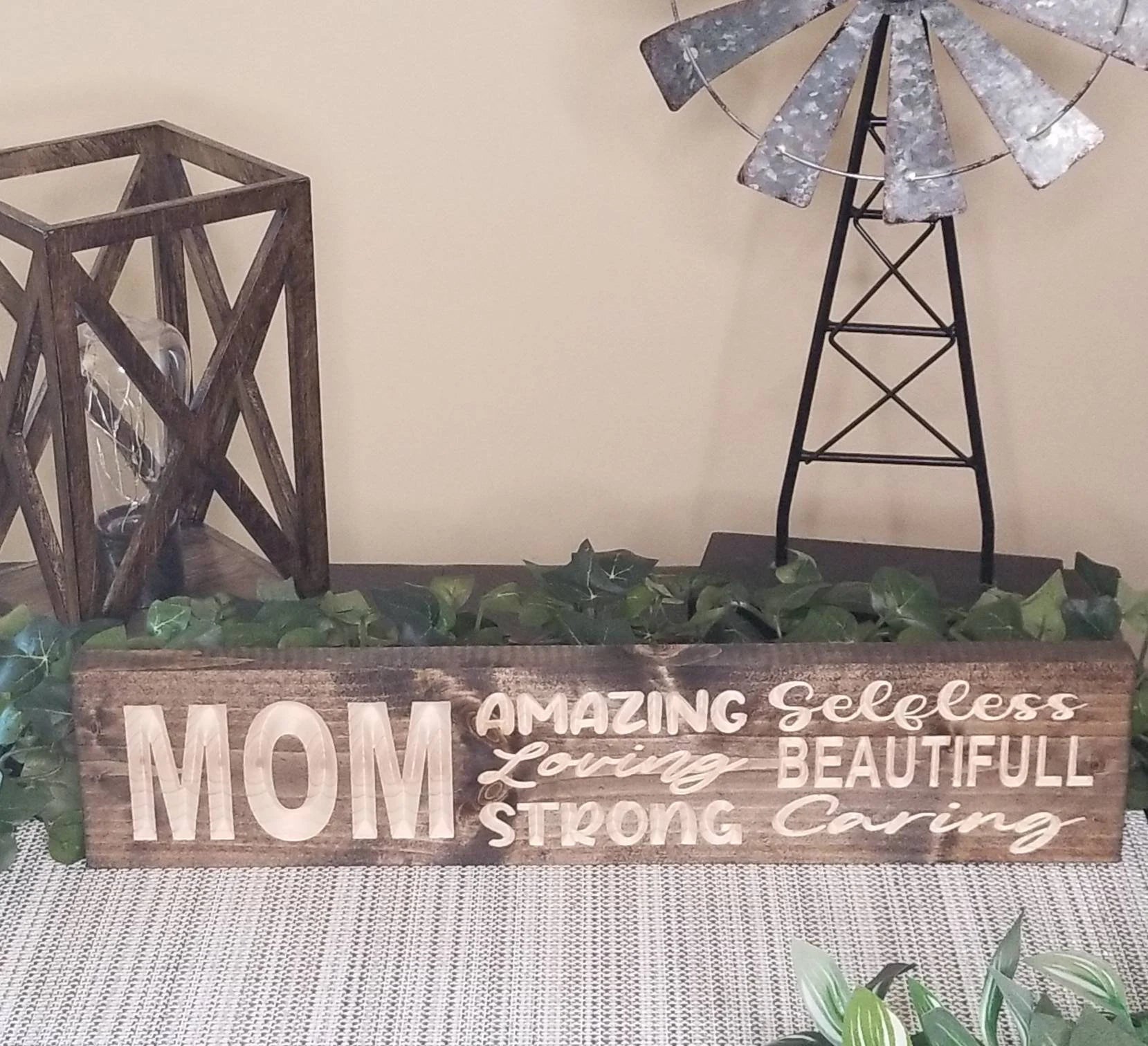 Amazing Selfless Loving Beautiful Strong Caring mom sign rustic décor