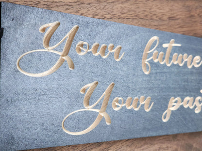 Rustic motivational wall art with an inspiring message for bedrooms.
